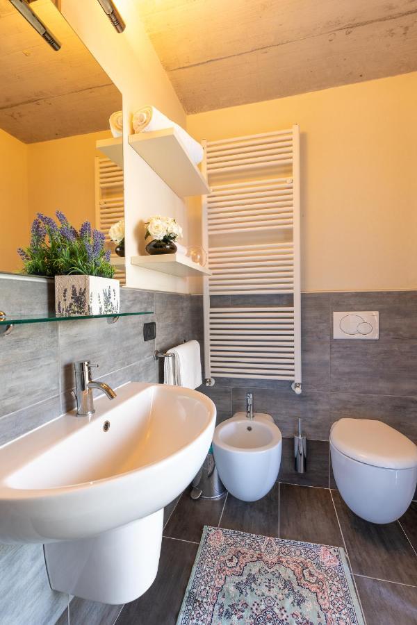 Casa Di Campagna Tony Con Piscina E Vista Lago Gravedona Ngoại thất bức ảnh